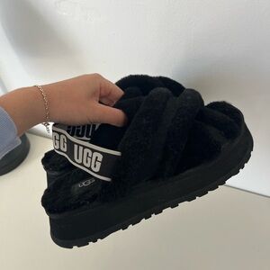 UGG Black Fluffy Slides